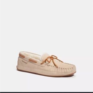NWOT Coach Shearing Moccasins